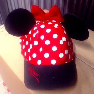 Disneyland Minnie Mouse Polka Dot Baseball Hat